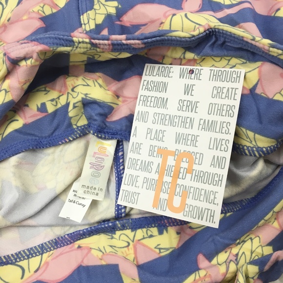 LuLaRoe TC Leggings - Picture 2 of 4